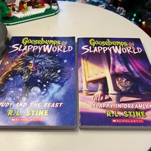 Scholastic Goosebumps SlappyWorld Books - Yellow and Blue Covers